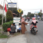 PT Aneka Rembang (Perseroda) Tebar Berkah Ramadhan dengan Bagi-Bagi Takjil Gratis 1